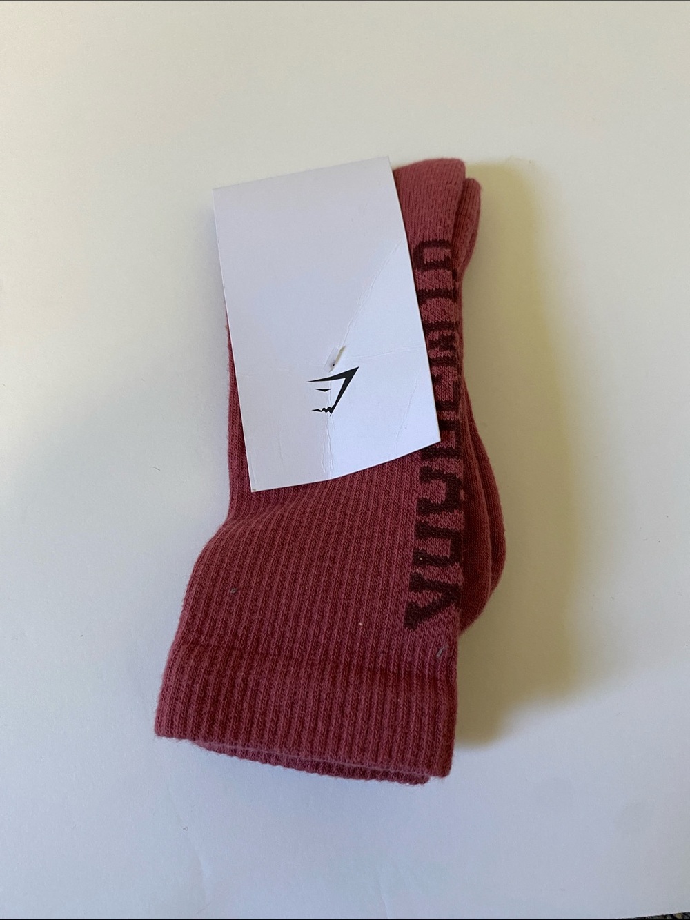 NWT Gymshark Wordmark Crew Socks Women Size M 7-9 Maroon
